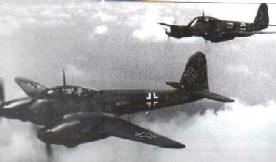Modelo de preproduccion del Me 210A y Me 210A-1 en la parte superior
