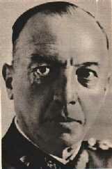 General Klucher, Comandante del Ejercito 18�