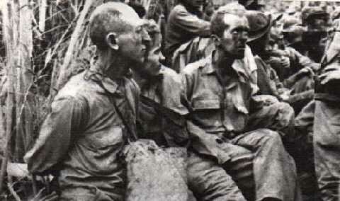 Soldados americanos prisioneros